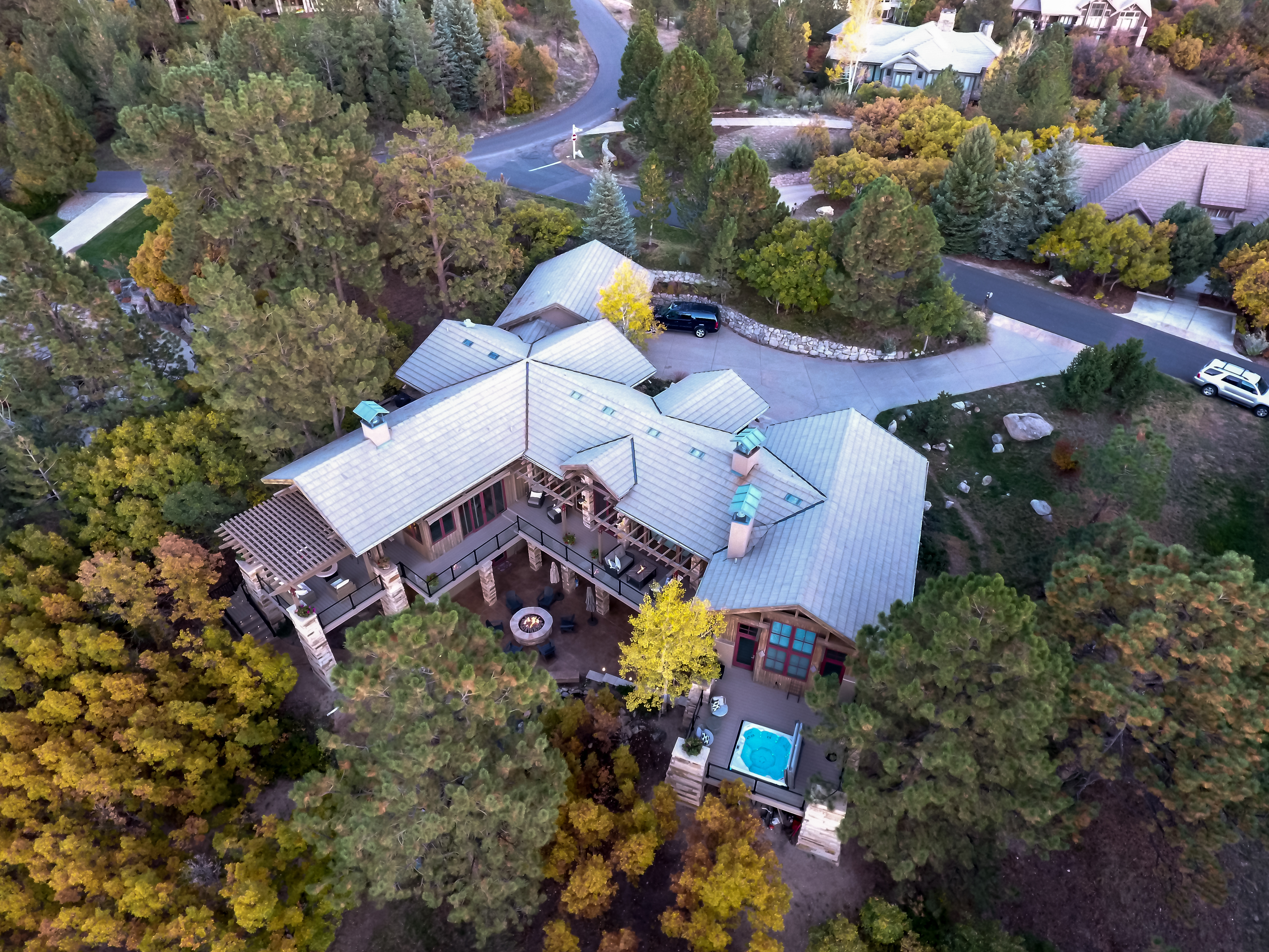 Modern Mountain Retreat Photo Gallery | Trex