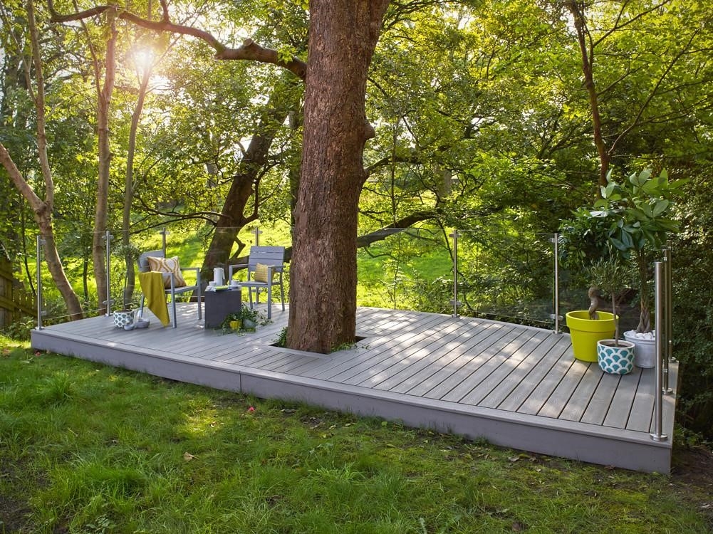 5 Things To Consider Before Building A Deck Around A Tree | Trex