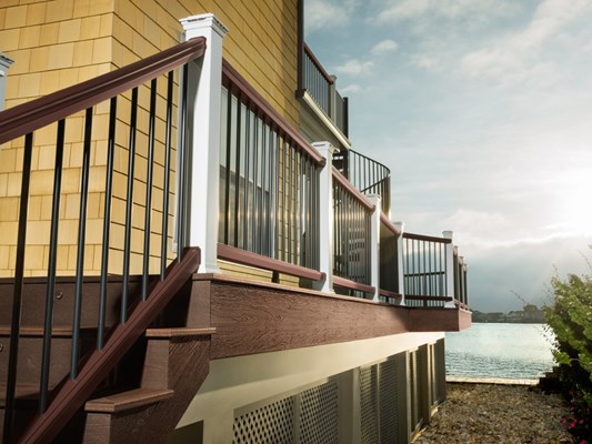 Trex Transcend® Composite Deck Railing Trex