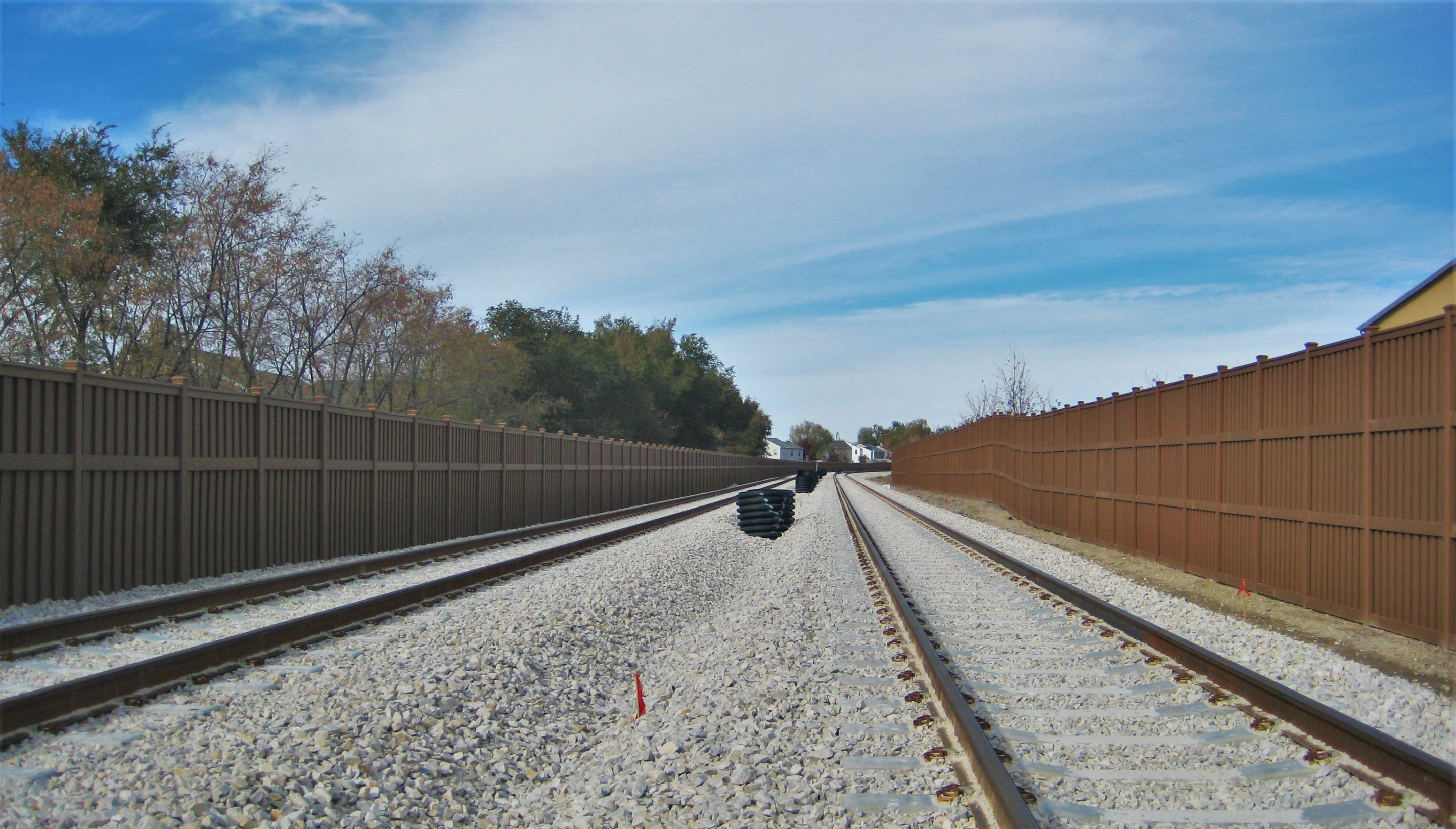 Trex Fencing: UTA TRAX Light Rail Line