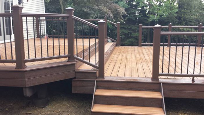 The Trex Share Your Project page lets Trex deck owners share pictures of their decks and inspire others.
