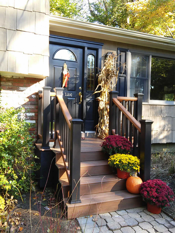 Trex deck owners can now share pictures of their Trex decks with the Share Your Project feature at trex.com.