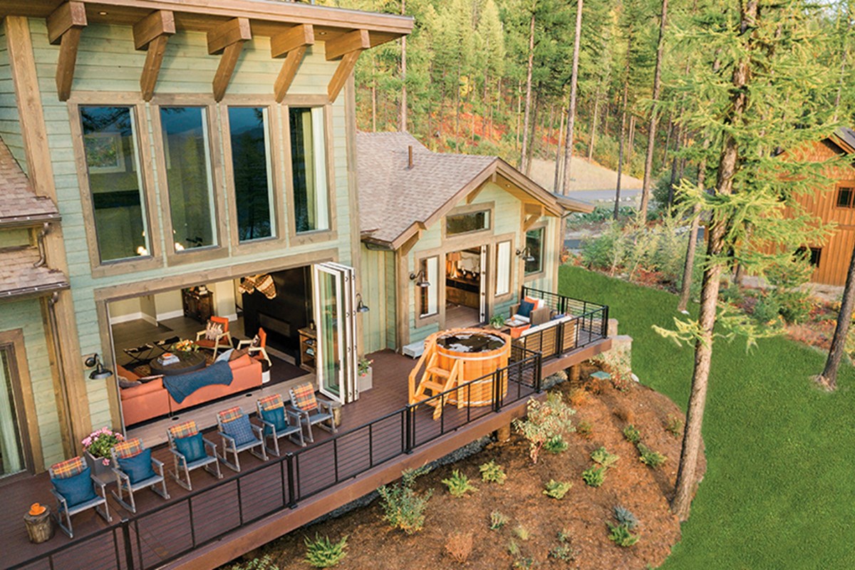 Indoors Out Deck Design Tips From Hgtv S Brian Patrick Flynn Trex