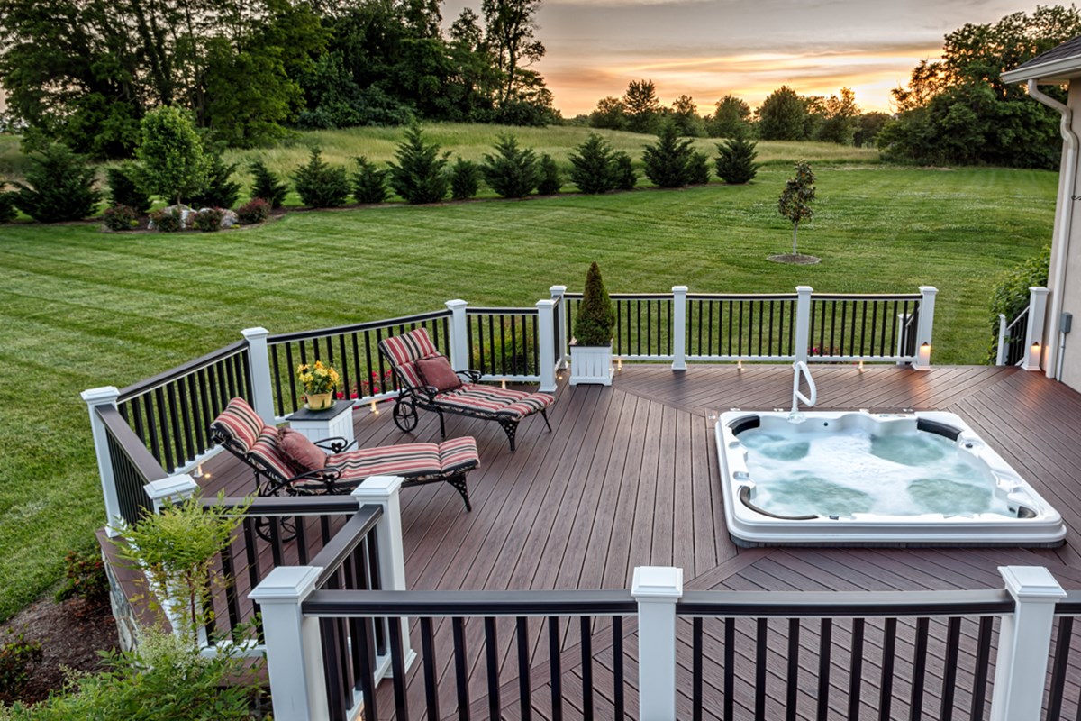 What to Consider When Planning Your Above Ground Pool Deck | Trex